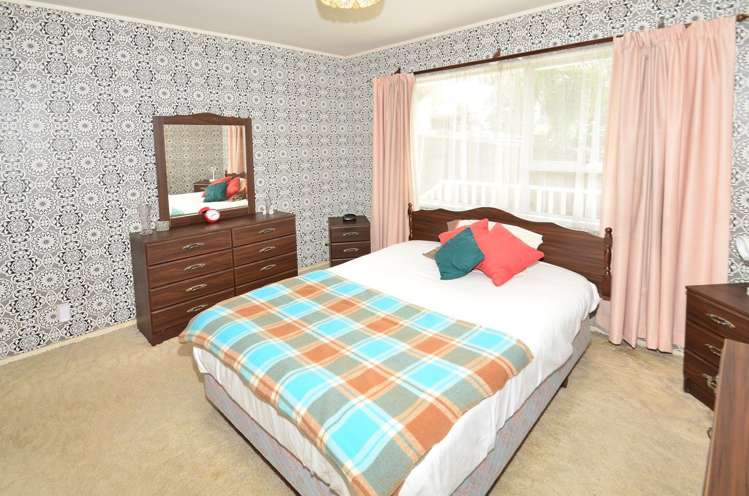 2/341 Royal Road Massey_7