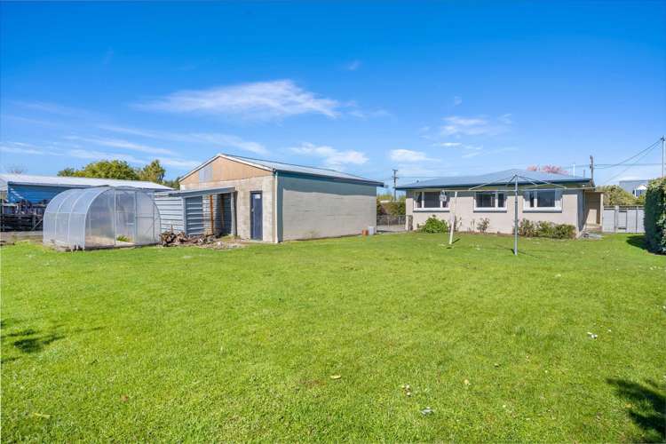 44 Dejoux Road Winton_1