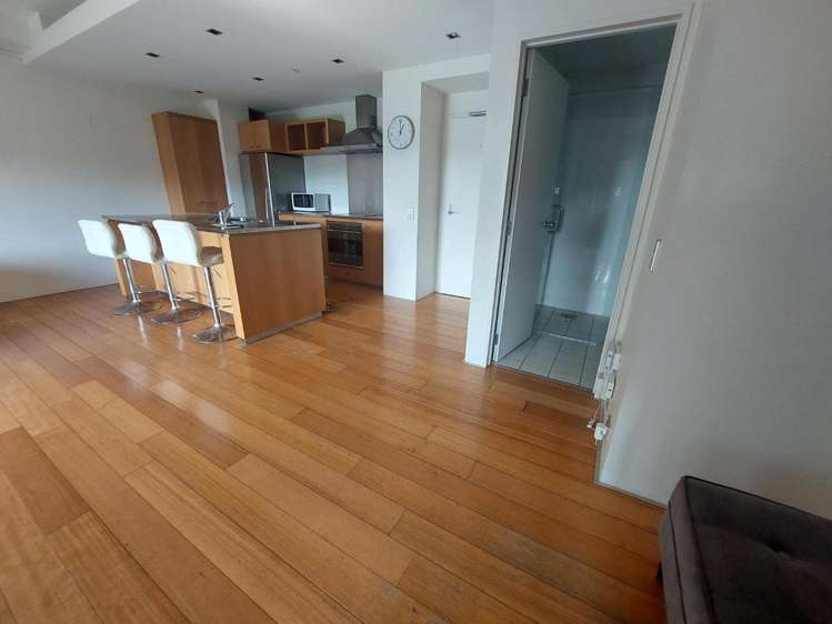 606/10 Ronayne Street 10015_3