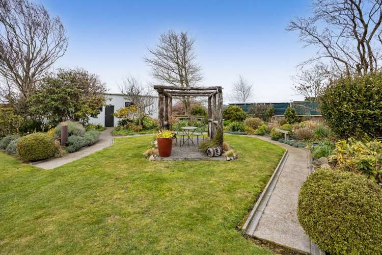132 Ohangai Road Hawera_42
