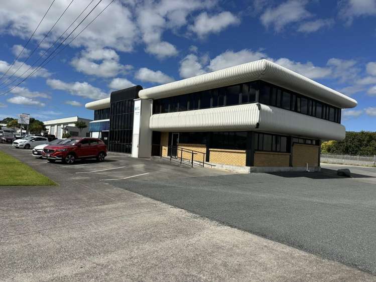19 Constance Street Waiwhakaiho_29