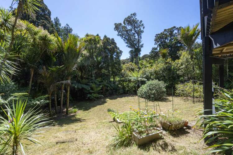 262 Shaw Road Titirangi_17