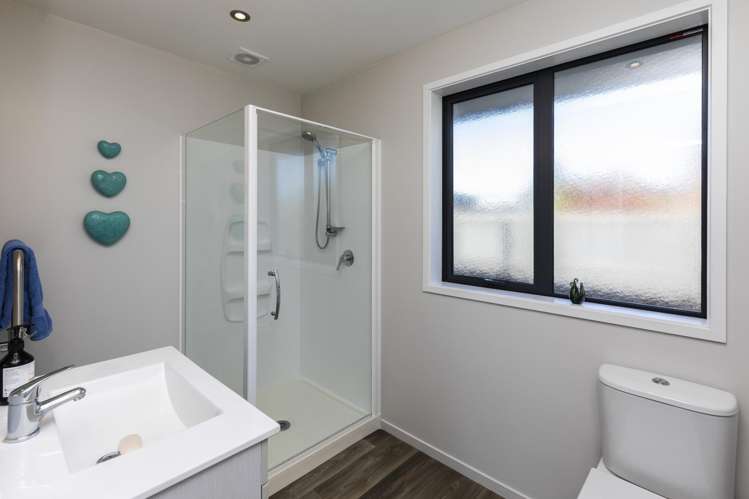 4 Malory Way Rolleston_17