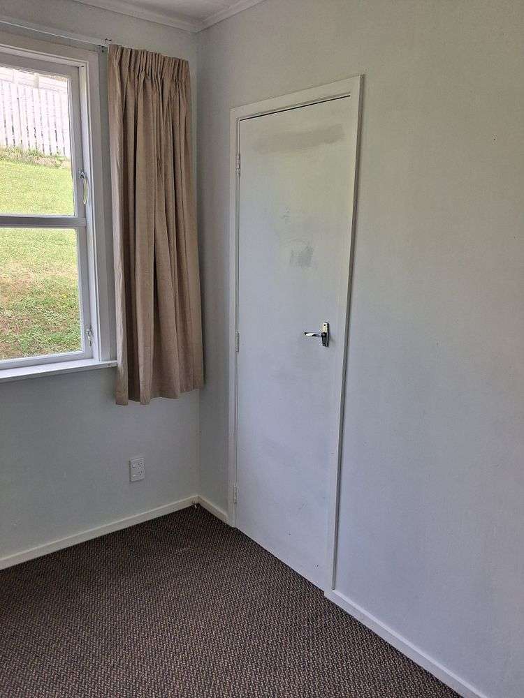 80 Arahura Crescent Waitangirua_8