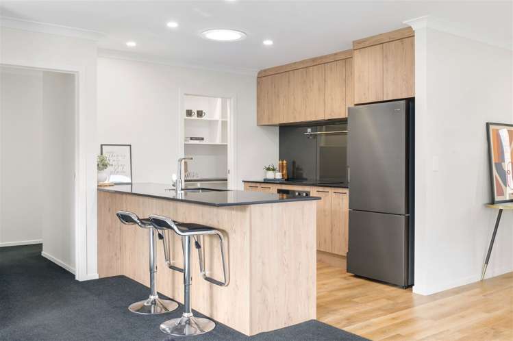 510 Webb Drive Chartwell_5