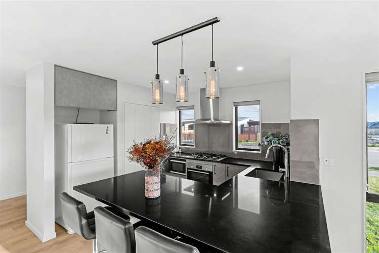 14 Bill Harvey Drive Halswell_3