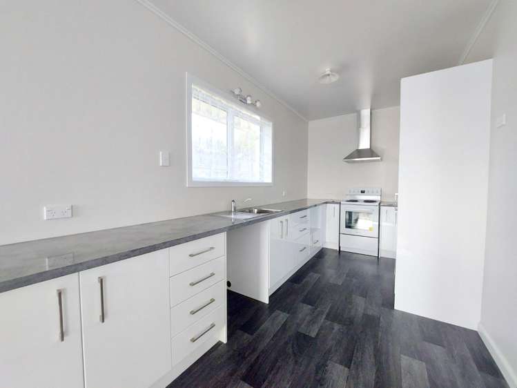23 Queens Avenue 1067_2
