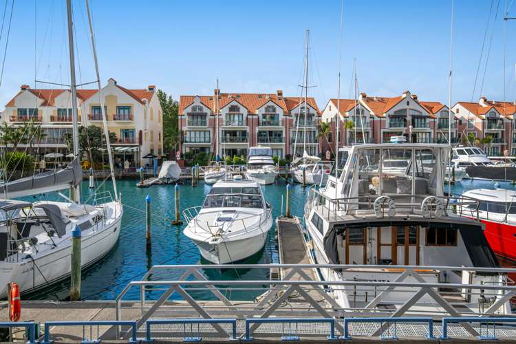 3 Waterside Crescent Gulf Harbour_11