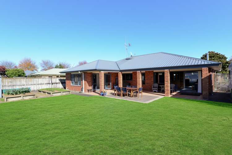 10 Guildford Place Rototuna North_19