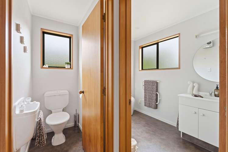 25 Joe Brown Avenue Mosgiel_18