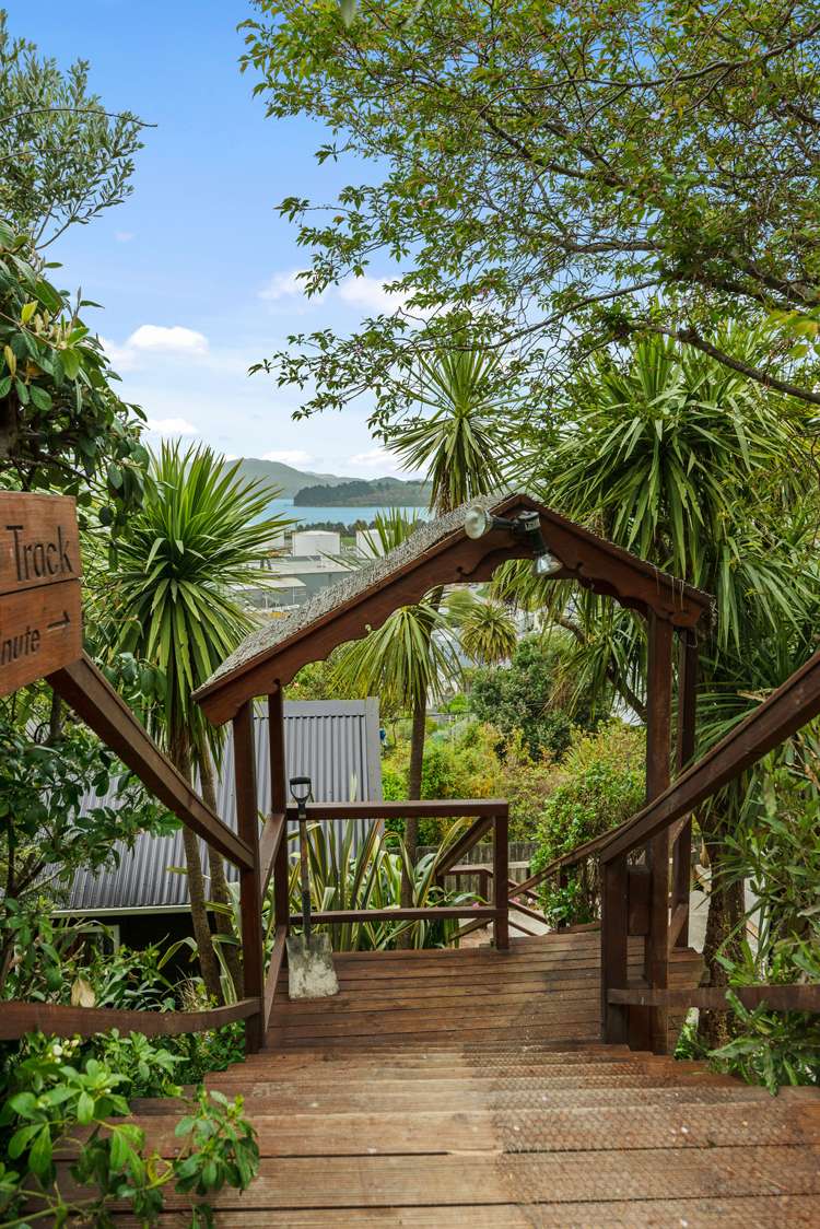 19 Cunningham Terrace Lyttelton_15