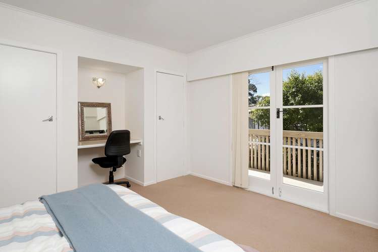 46 Lowtherhurst Road Massey_16