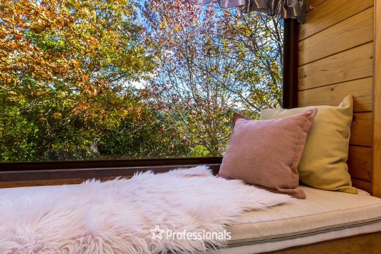 10 Hobbit Lane Pinehaven_16