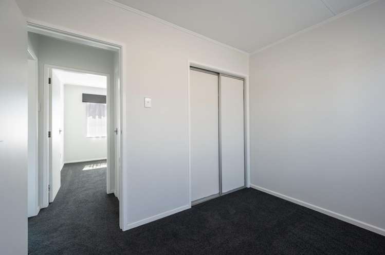 4/13 Derby Street Stoke_7