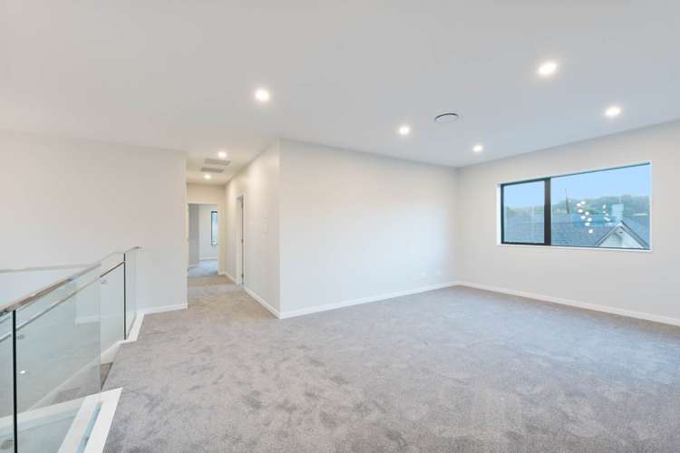 12 & 12a Kiokio Place Swanson_12