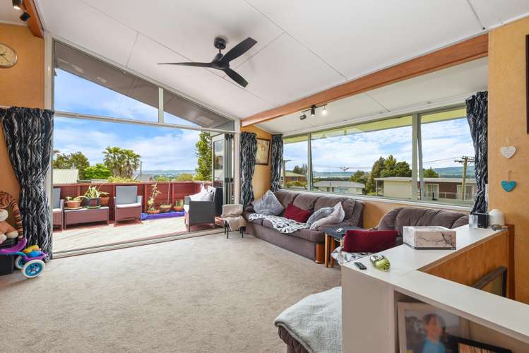 14 Rostrevor Place Tihiotonga_3