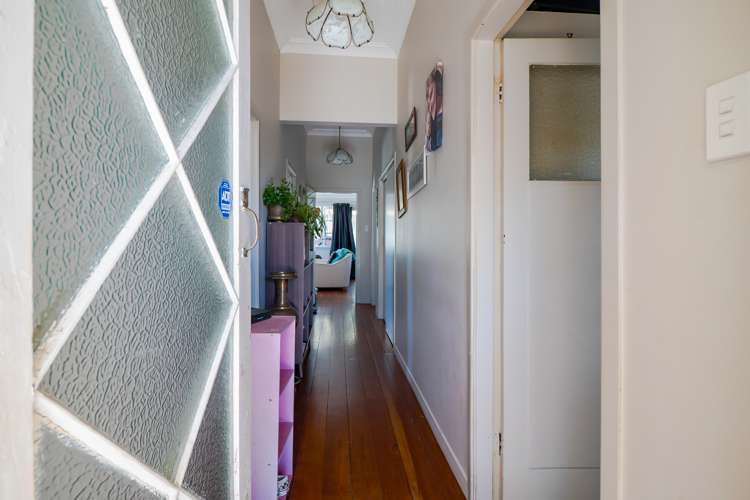 1277 Egmont Road Egmont Village_17