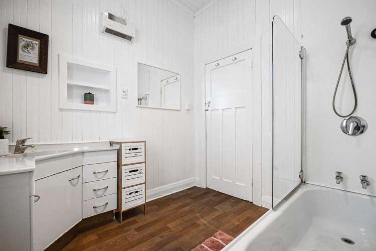 10 Highcliff Road Andersons Bay_12