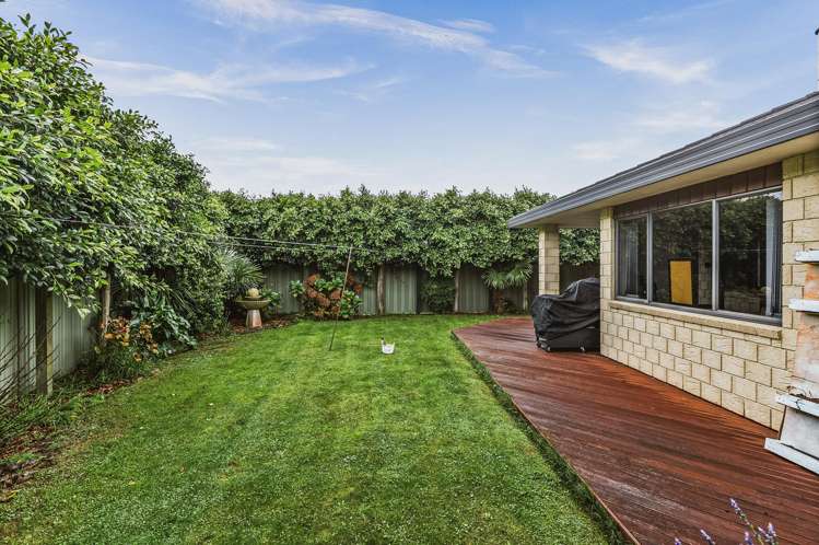 15 Delta Mews Place Clive_14