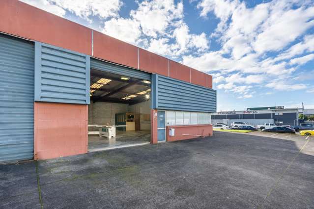 Ideal Industrial Unit!