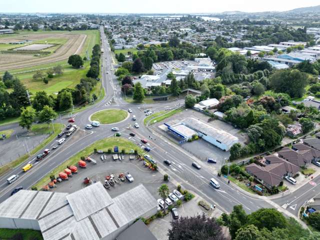 1 Pyes Pa Road Pyes Pa_4