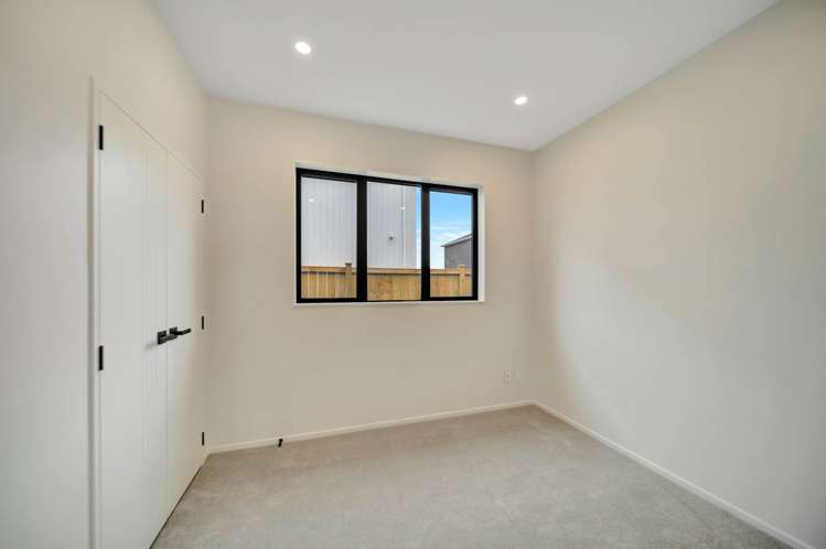 122 Kahui Parade Karaka_13