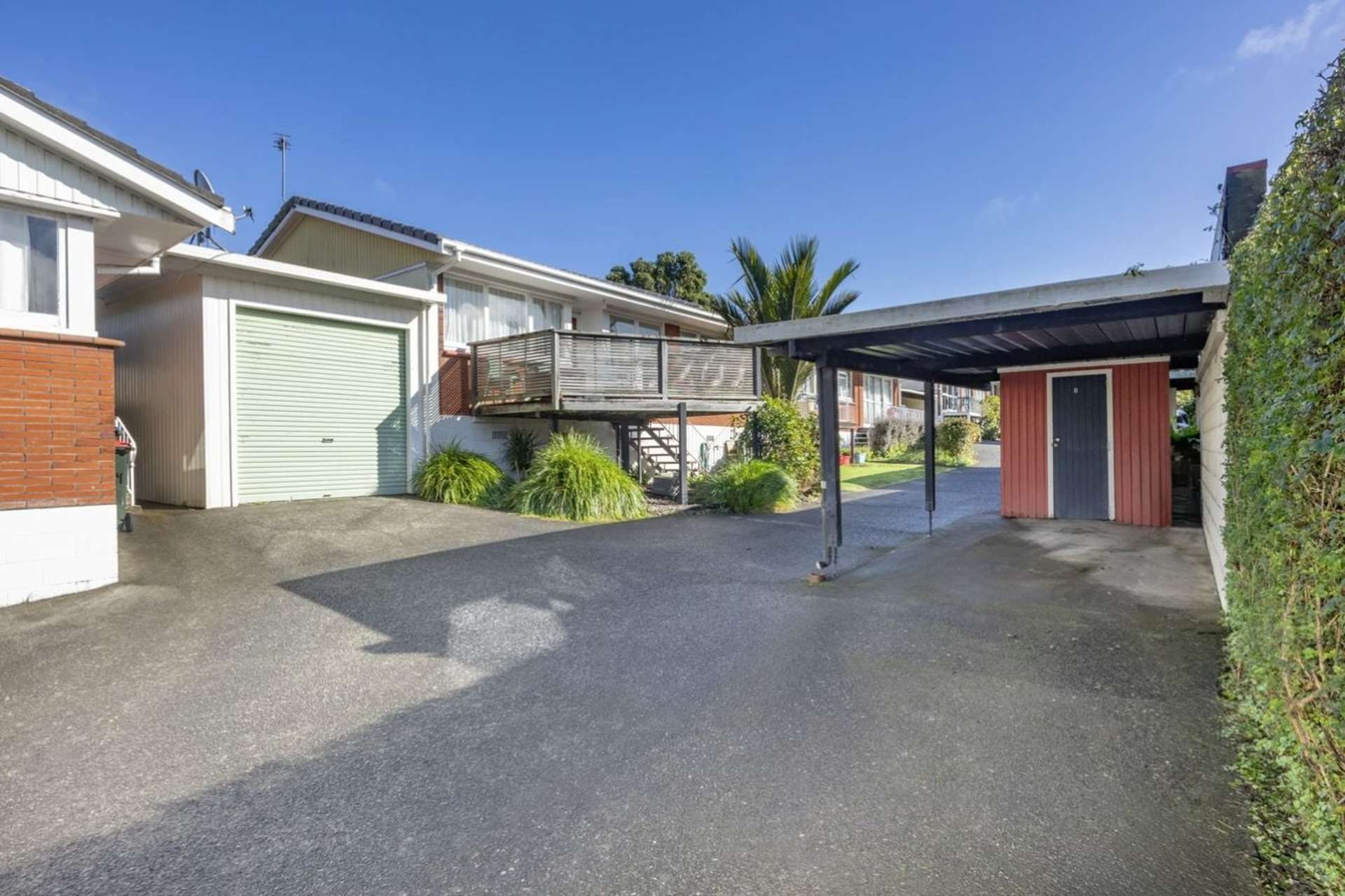 2/44 Turama Road Royal Oak_0