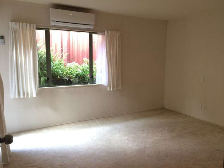 22 Abbotleigh Avenue Te Atatu Peninsula_8