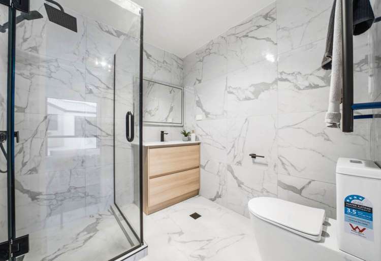 3/5 Richard Road Mangere_1
