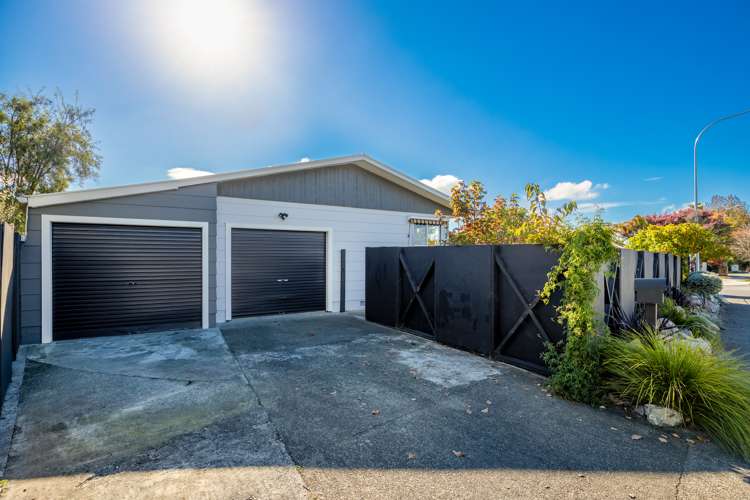 2 Lord Auckland Road Wakefield_19