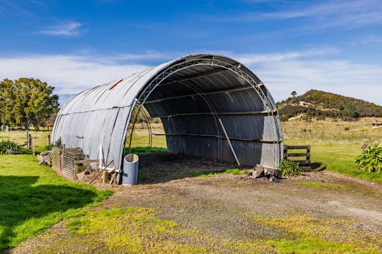 142 Roger Road Taheke_17