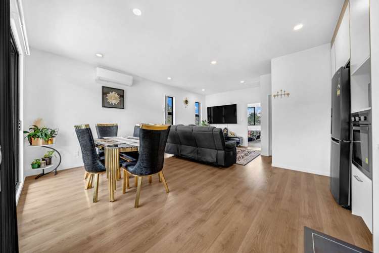 2/42 Woodside Road Massey_9