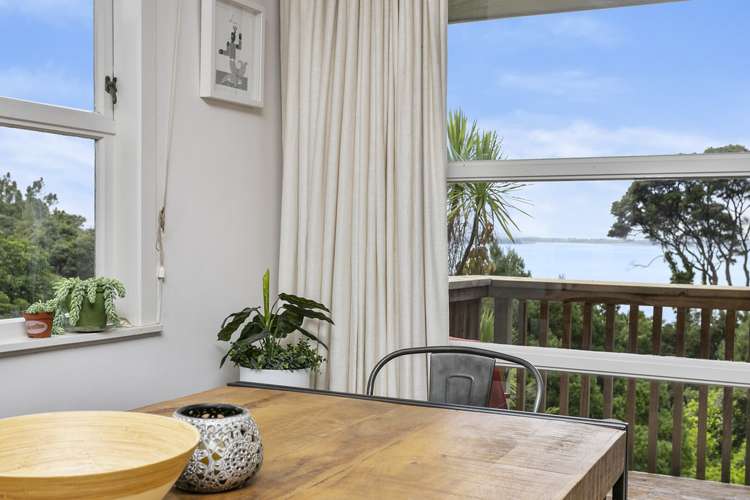 43 Takahe Road Titirangi_22