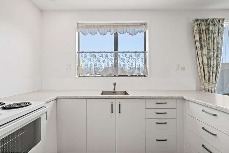 2/20 Kirsten Place Parklands_8