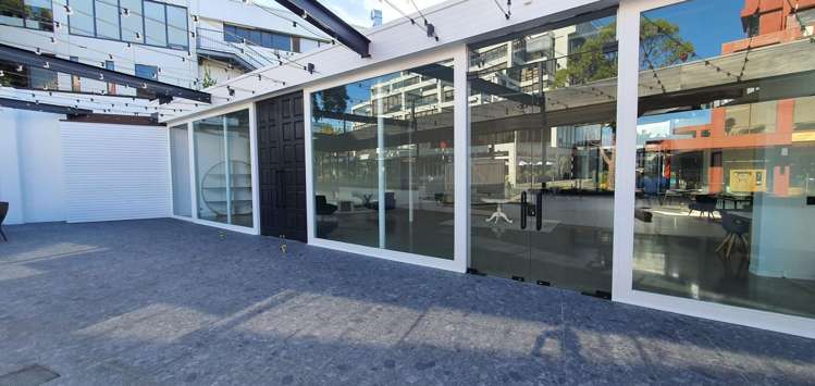 Shop 5/128 Hurstmere Road Takapuna_5