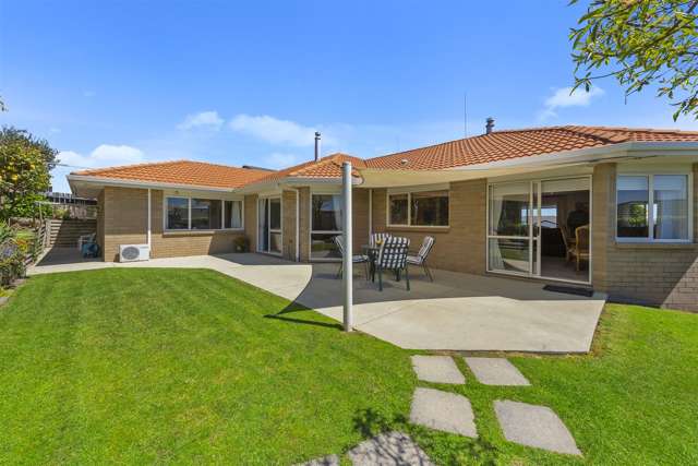 21 Village Park Drive Welcome Bay_1