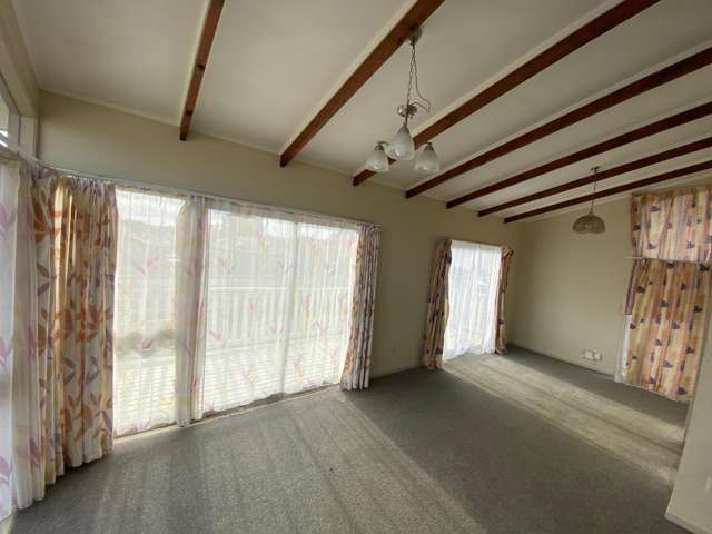 298 Bucklands Beach Road 1648_2