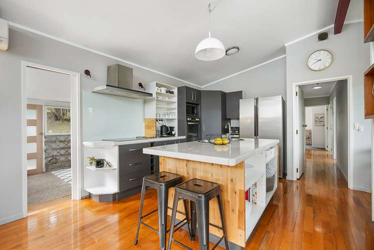 42 Hilltop Avenue Morningside_11