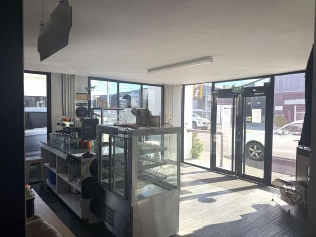 2/24 Essex Street Phillipstown_4