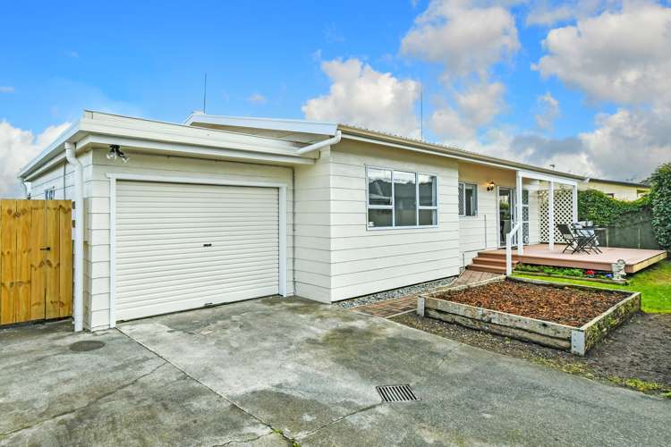 2/21 Rollerson Street Papakura_16