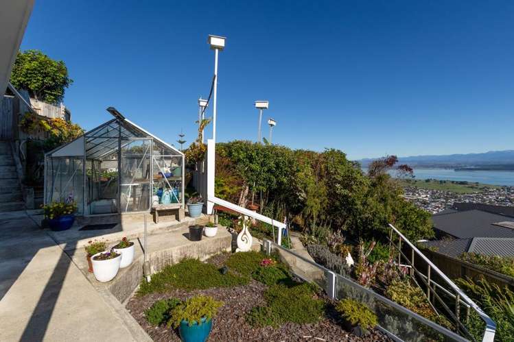 328 Princes Drive Britannia Heights_28