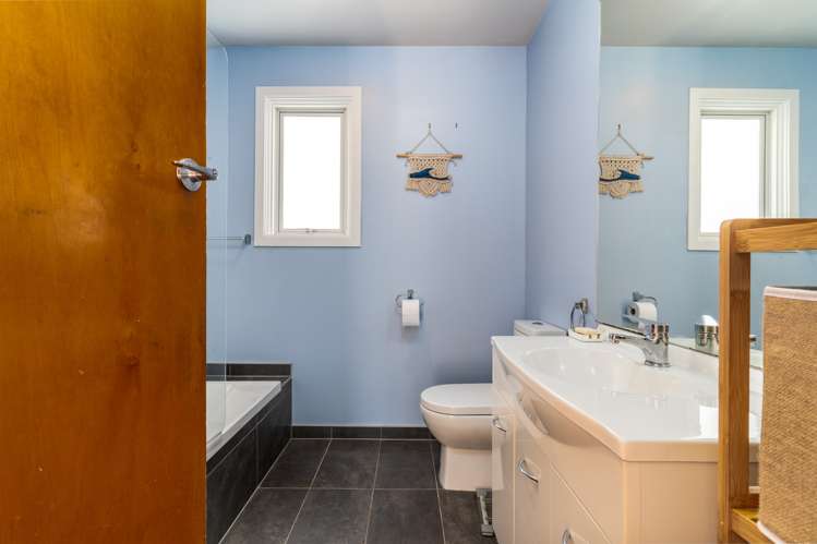 69 Gilberthorpes Road Hei Hei_12