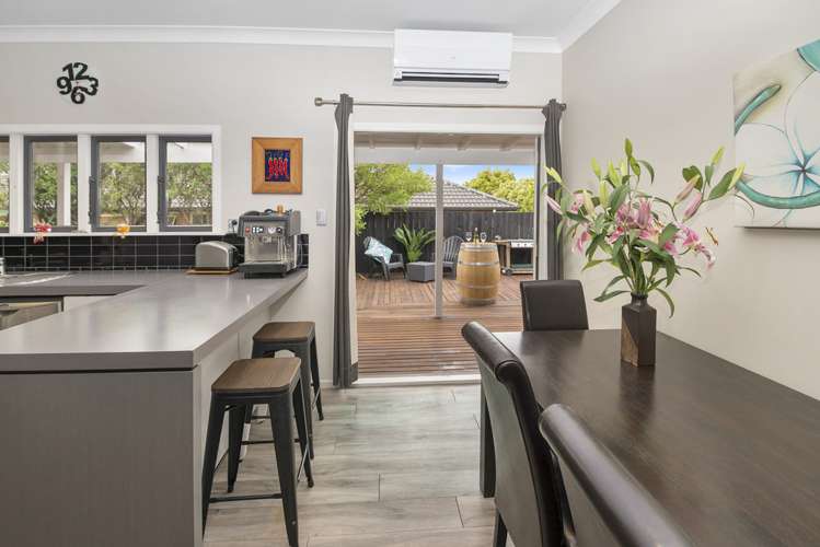 12 Totara Road Te Atatu Peninsula_11