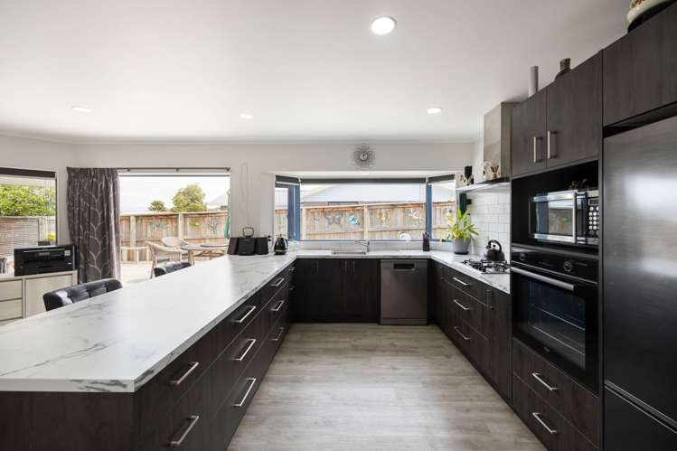 230 Chatsfield  Drive Te Awamutu_7