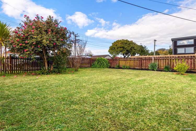 7 Rosier Road Glen Eden_13