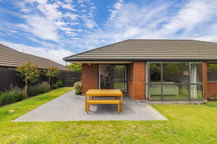 15 Farquhars Road Redwood_21