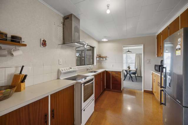 2 Freyberg Avenue Tamatea_1