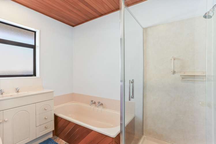 1/1 Thorrington Road Cashmere_13