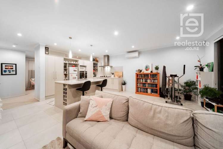 14 Riviera Drive Flat Bush_9