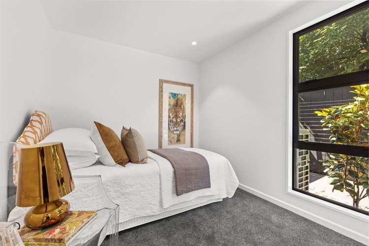 2/11 Carlton Mill Road Merivale_25